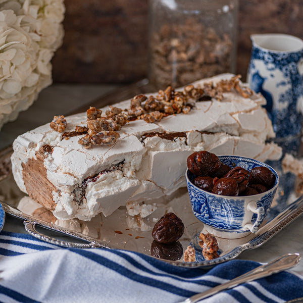 Tronco de merengue y castañas