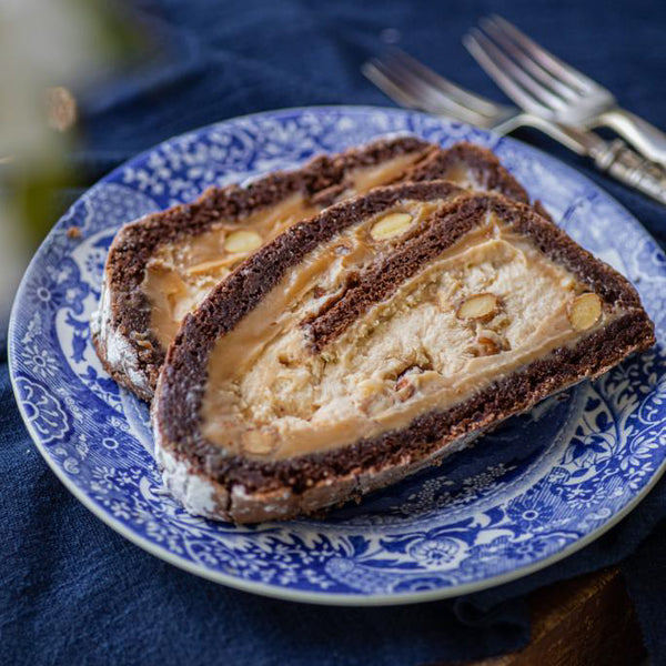 Tronco de chocolate y manjar blanco
