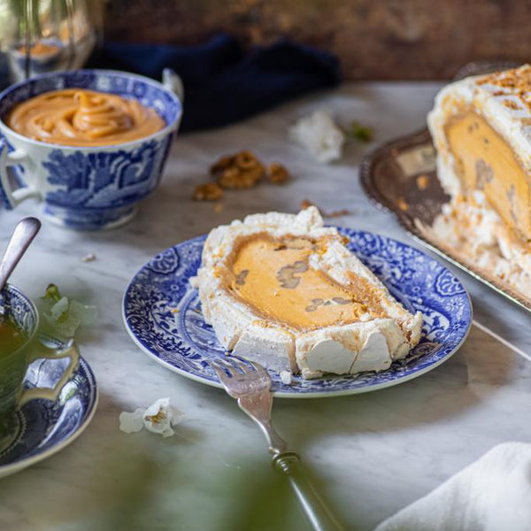 Tronco de merengue y lúcuma