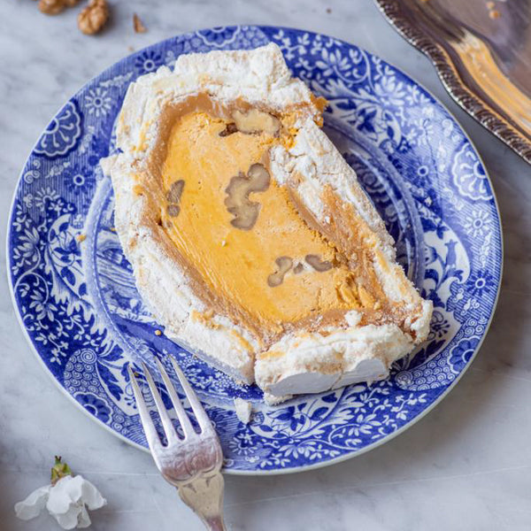 Tronco de merengue y lúcuma