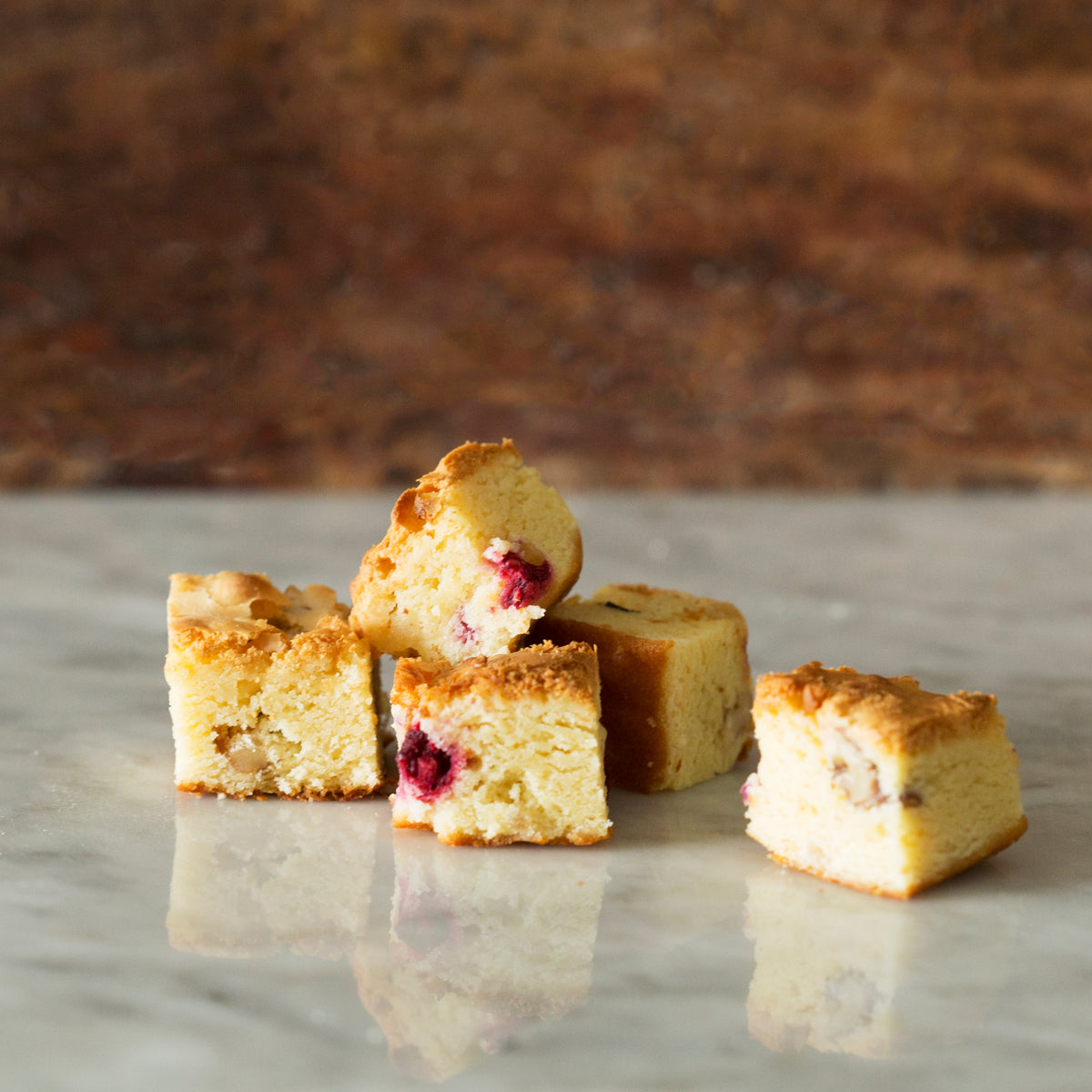 Blondie bites